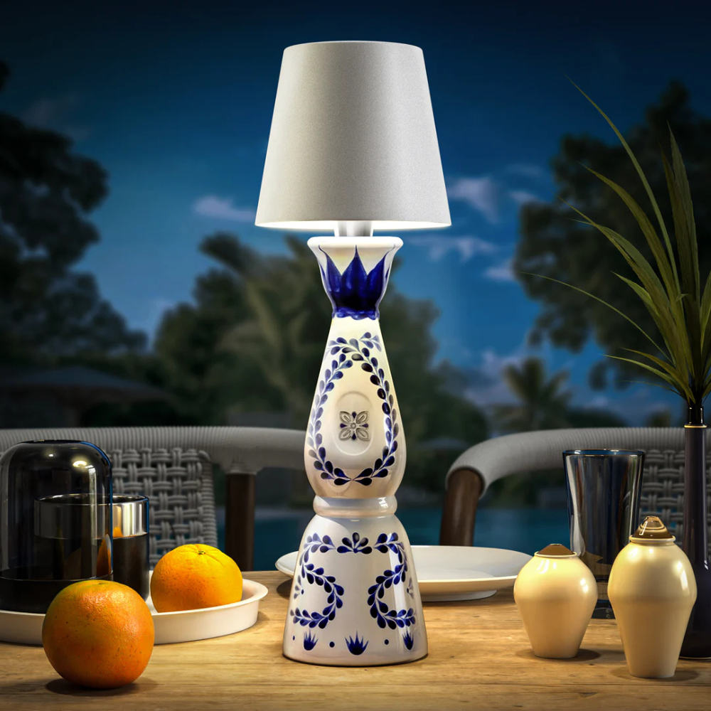 The Wireless Bottle Lamp
