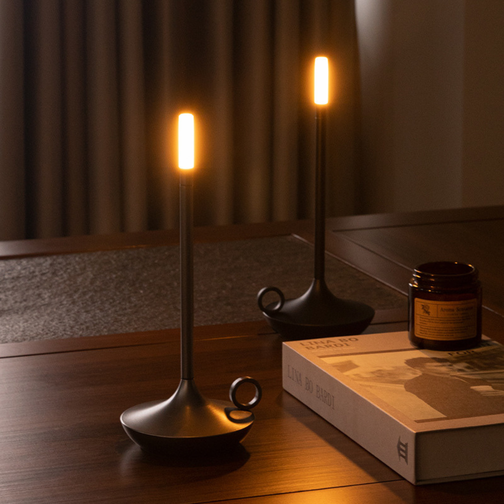 Cordless Vintage-Style Candle Lamp